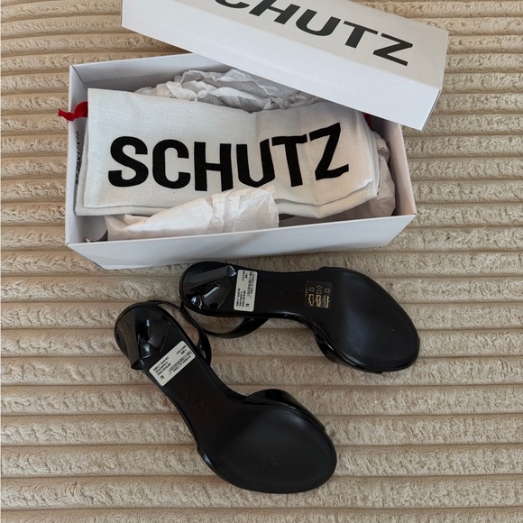 SCHUTZ Black Patent Leather Heels - Picture 8 of 9